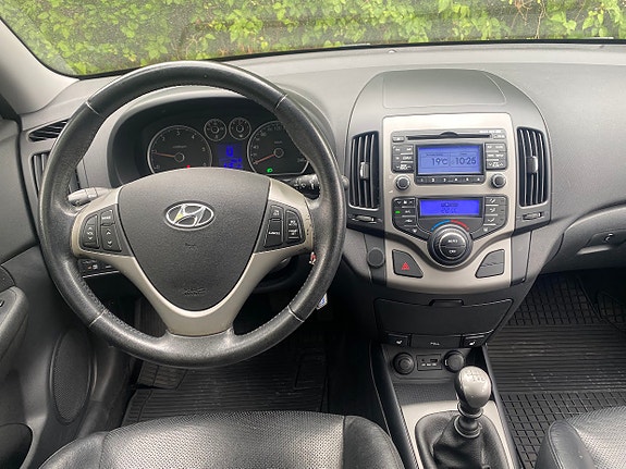 Hyundai i30 13 of 14