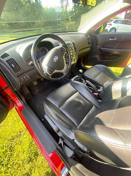 Hyundai i30 7 of 14