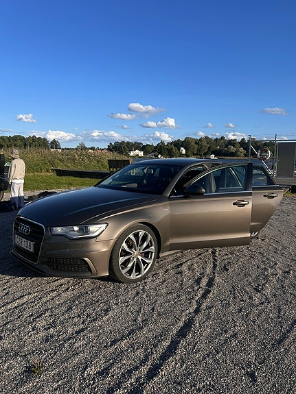 Audi A6 4 of 9