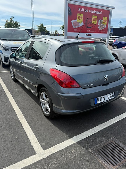 Peugeot 308 3 of 5