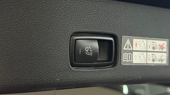 Mercedes-Benz GL350 16 of 30