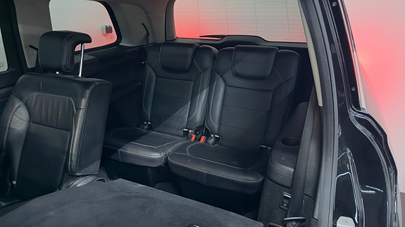Mercedes-Benz GL350 12 of 30