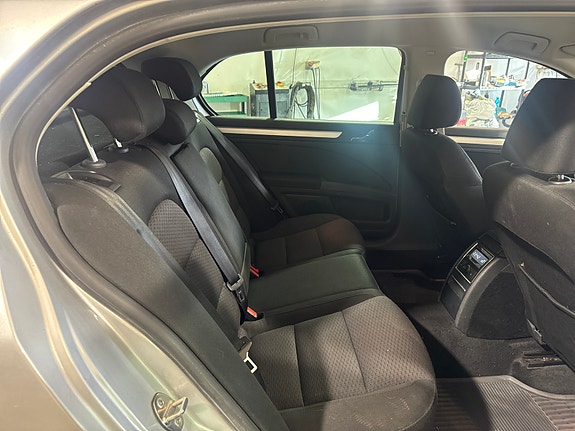 Skoda Superb 5 of 7