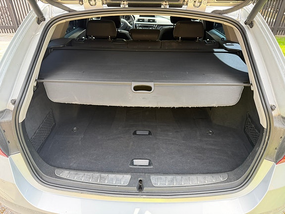 BMW 318d 7 of 12