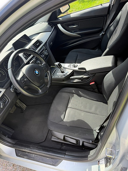 BMW 318d 8 of 12