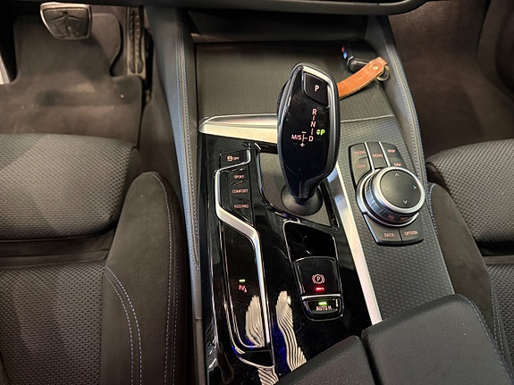BMW 520d 15 of 21