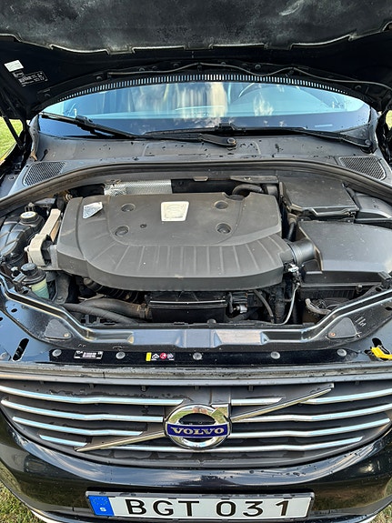 Volvo XC60 8 of 8