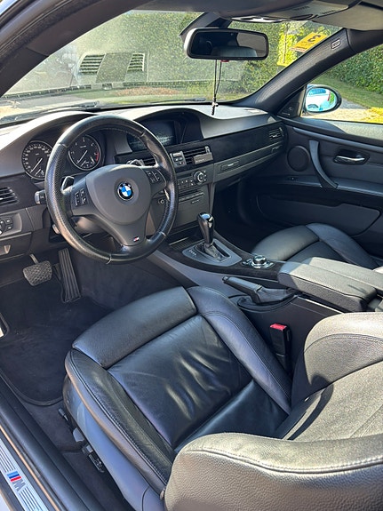 BMW 330d 6 of 10