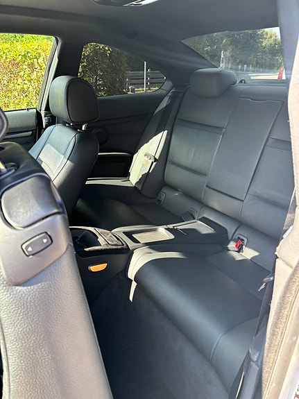 BMW 330d 10 of 10