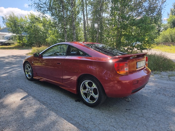 Toyota Celica 4 of 8