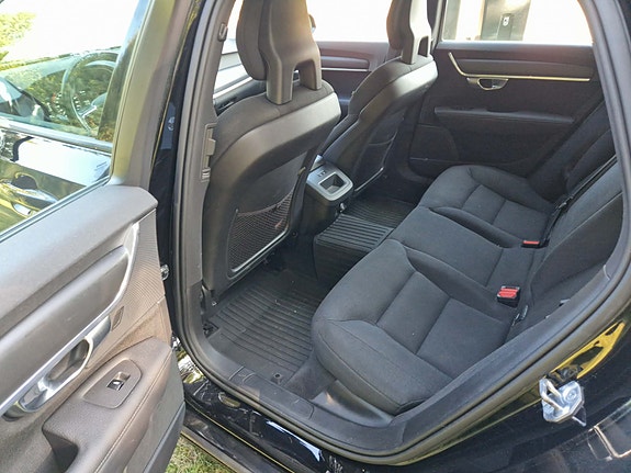 Volvo V90 8 of 10