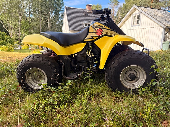 Suzuki LT 80 3 of 4