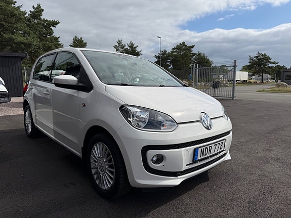 Volkswagen UP! 6 of 22
