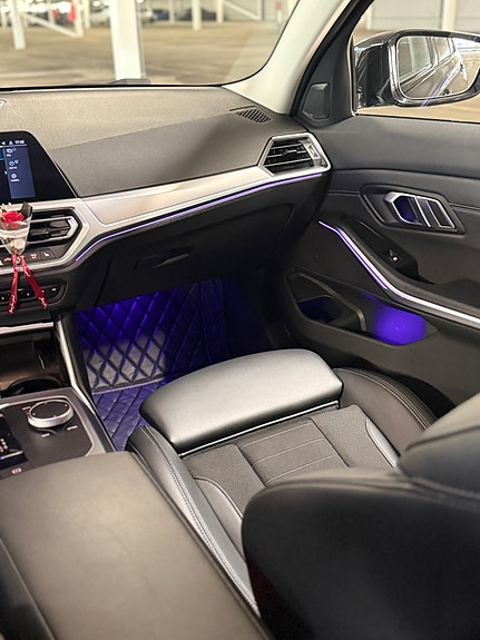 BMW 330e 7 of 9