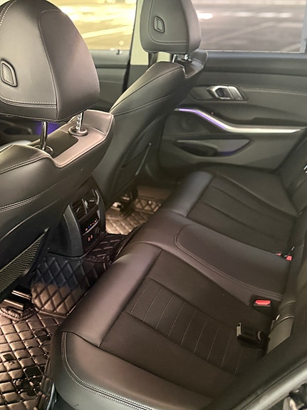 BMW 330e 6 of 9