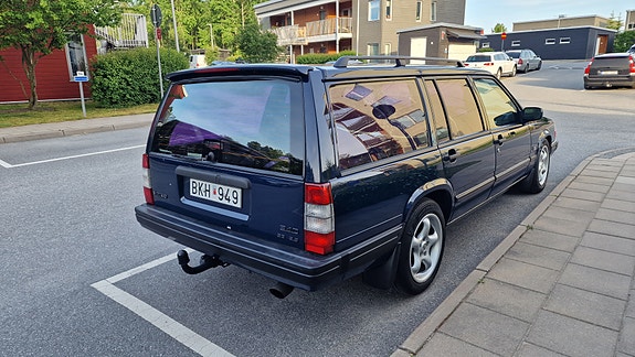 Volvo 940 3 of 8