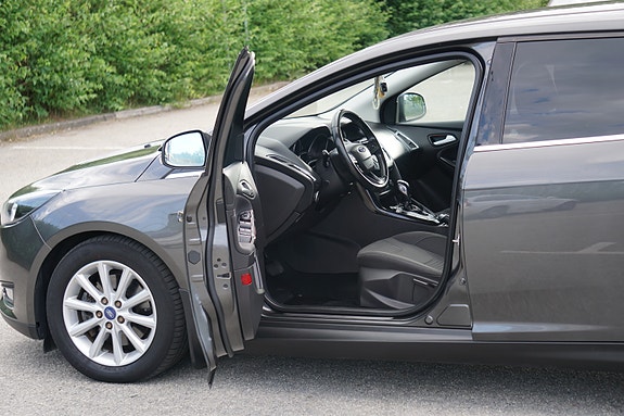 Ford Focus 6 of 9