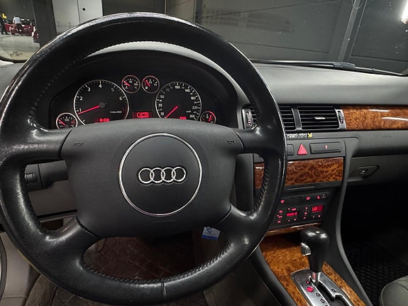 Audi A6 14 of 19