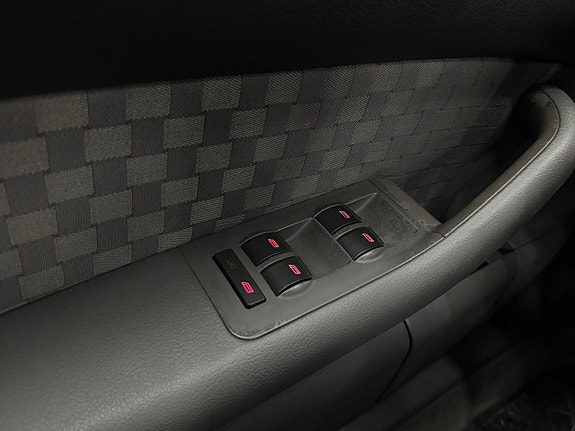 Audi A6 12 of 19