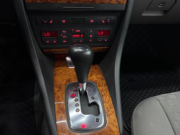 Audi A6 13 of 19