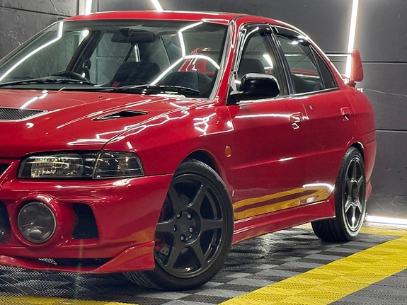 Mitsubishi Lancer 2 of 23