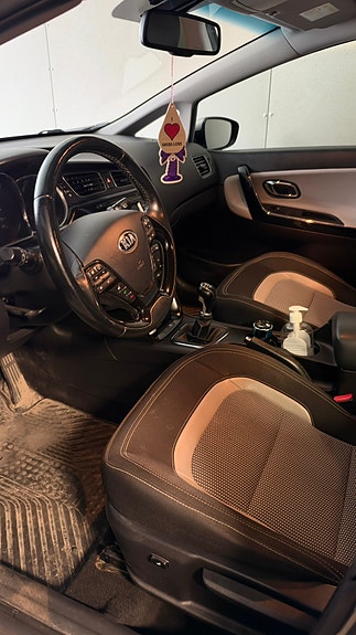 Kia Ceed 5 of 8