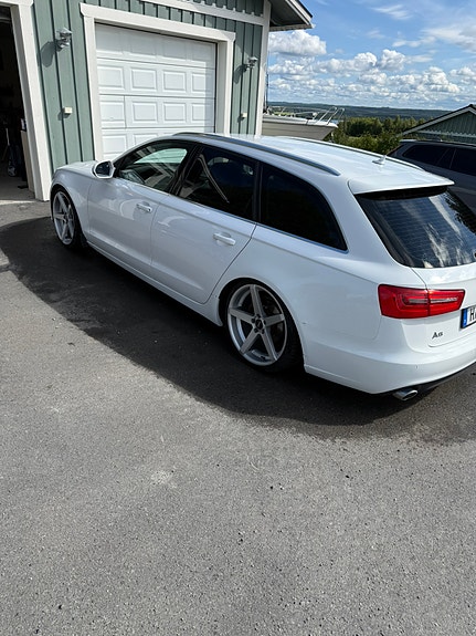 Audi A6 2 of 6