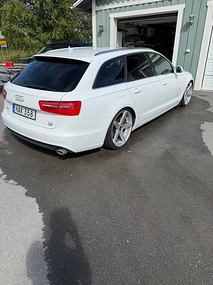 Audi A6 4 of 6