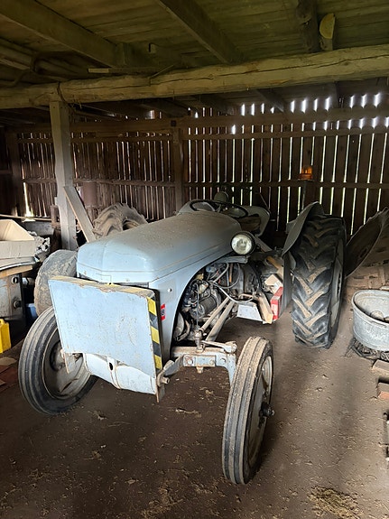 Massey Ferguson 2 of 14