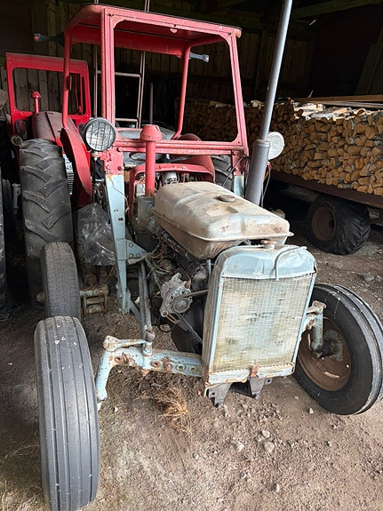 Massey Ferguson 4 of 14