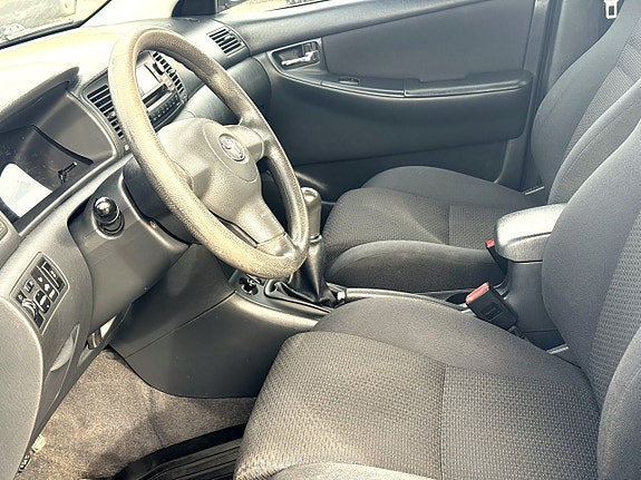 Toyota Corolla 10 of 10