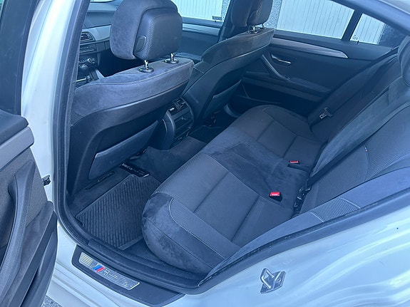 BMW 520d 6 of 6