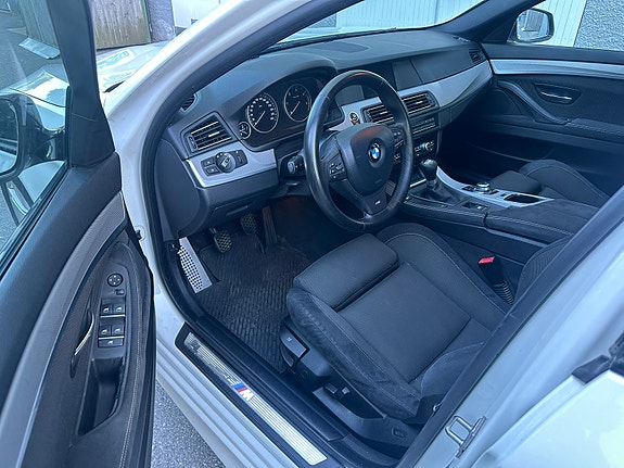 BMW 520d 5 of 6