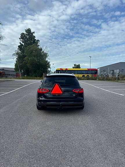 Audi A4 3 of 7