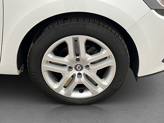 Renault Clio 29 of 29