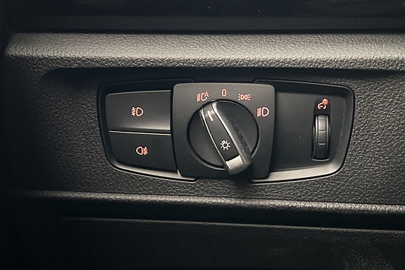 BMW 118d 7 of 14