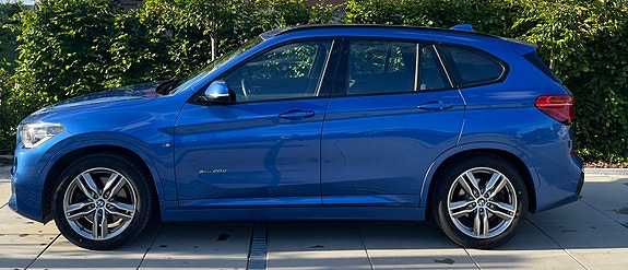 BMW X1 3 of 10