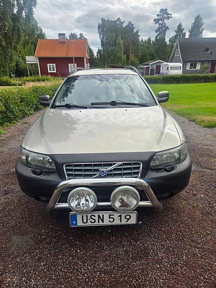 Volvo XC70 5 of 10