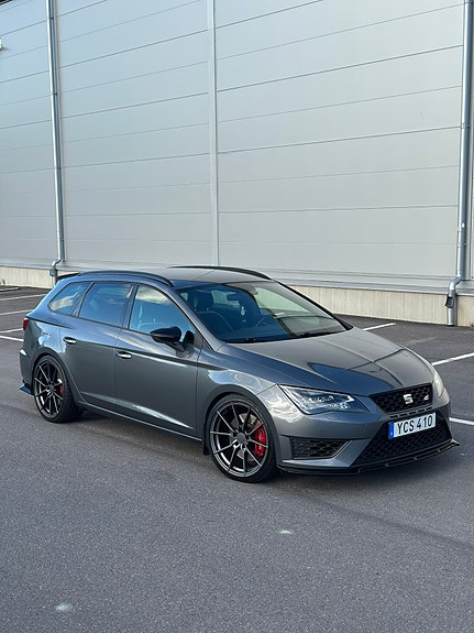 Seat Leon 2 of 9