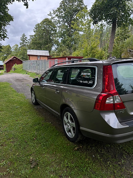 Volvo V70 4 of 30