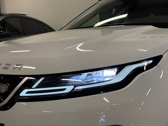 Land Rover Range Rover Evoque 8 of 27