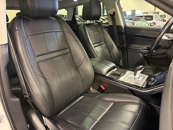 Land Rover Range Rover Evoque 20 of 27