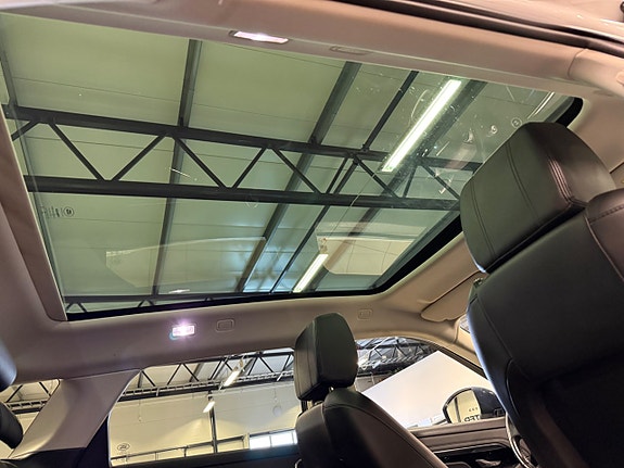 Land Rover Range Rover Evoque 25 of 27