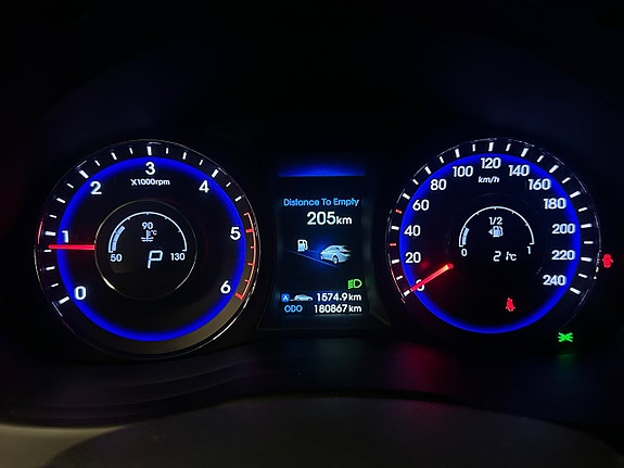 Hyundai i40 13 of 23