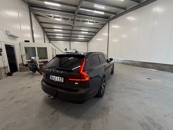 Volvo V90 8 of 30