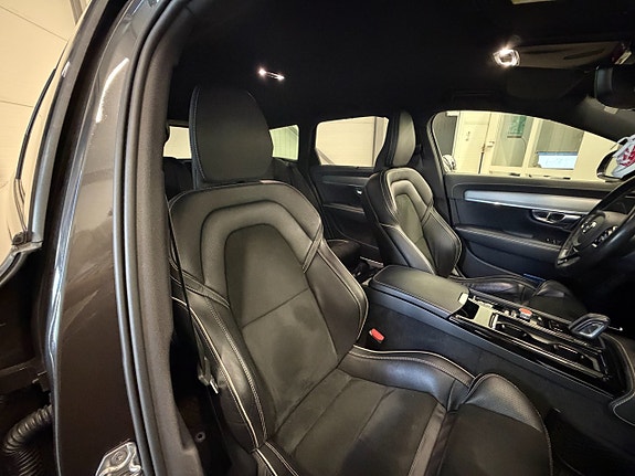 Volvo V90 12 of 30