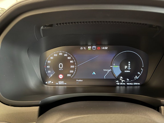 Volvo V90 24 of 30