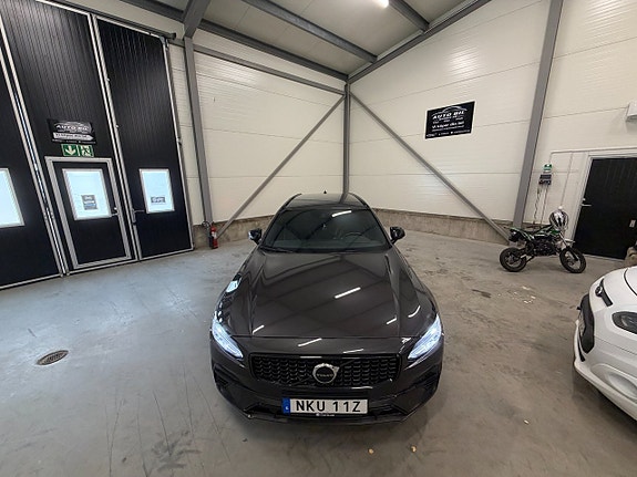 Volvo V90 3 of 30