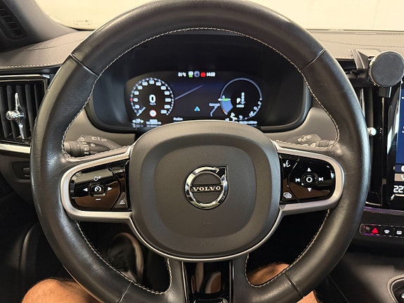 Volvo V90 27 of 30