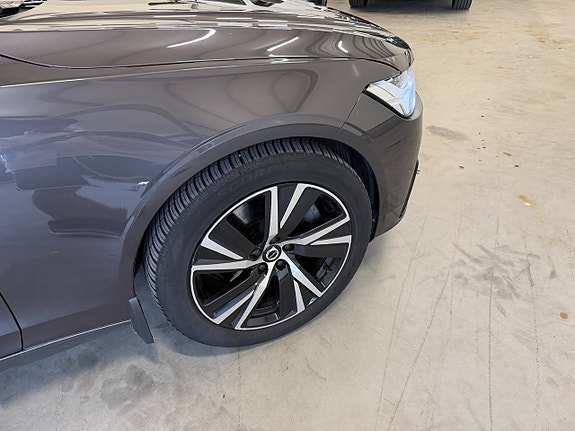 Volvo V90 10 of 30